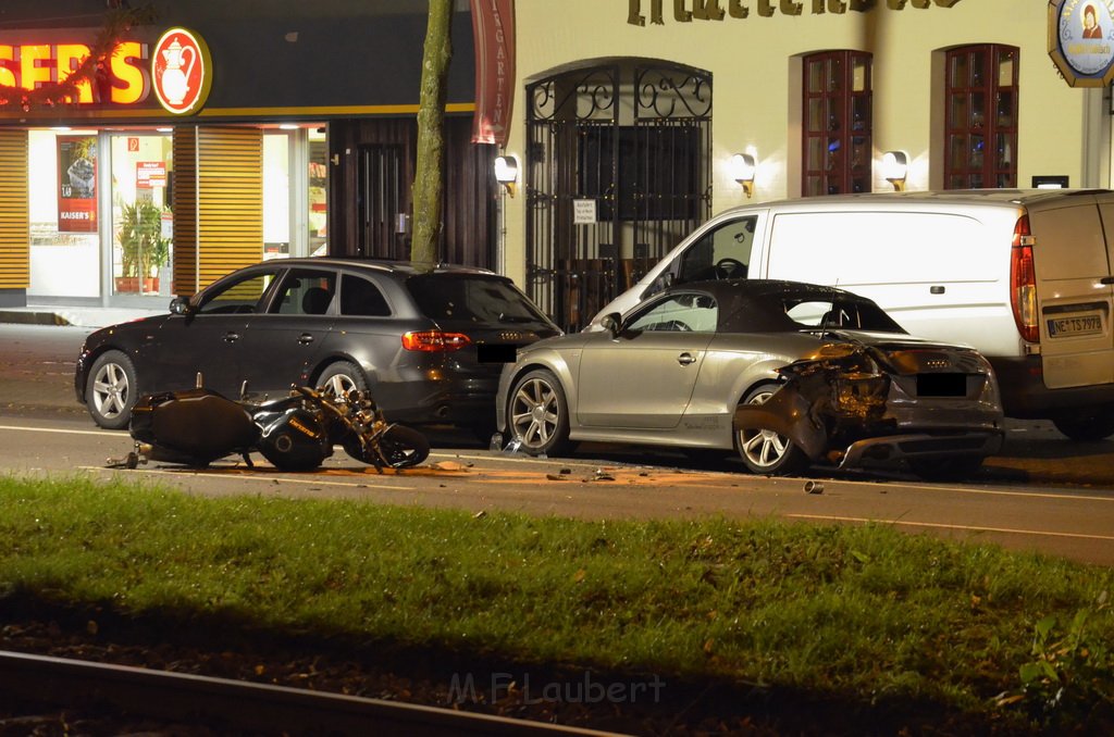 VU Krad gegen PKW Koeln Braunsfeld Aachenerstr P054.JPG - Miklos Laubert